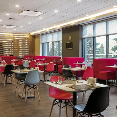 Szálloda Ibis Airport 3*