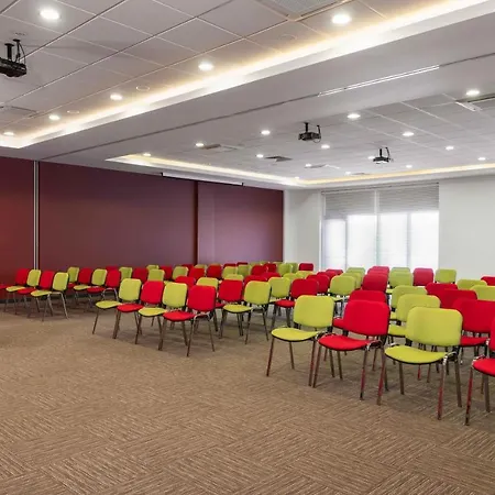 Szálloda Ibis Airport 3*