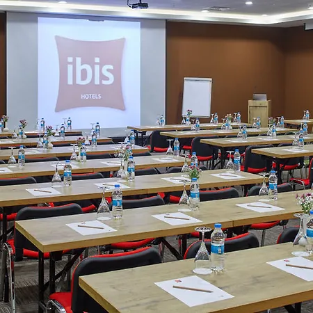 Szálloda Ibis Airport 3*