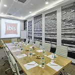 Hotel Ibis Airport 3*