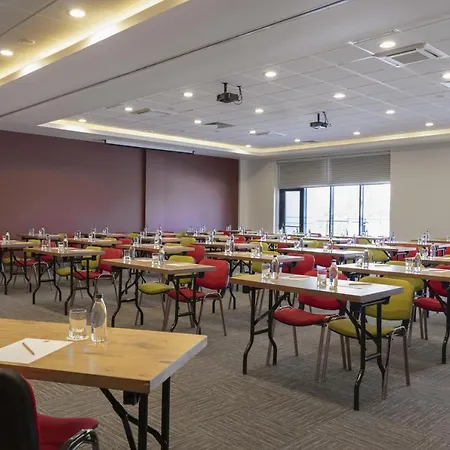 Hotel Ibis Airport