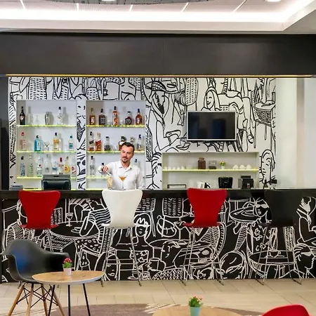 Ibis Airport 3*