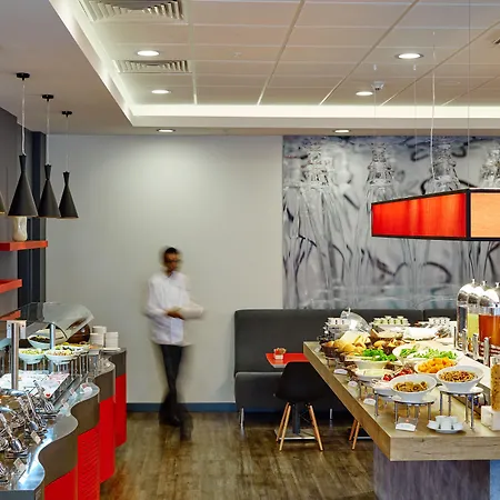Szálloda Ibis Airport 3*