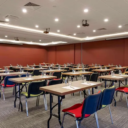 Ibis Airport Szálloda 3*
