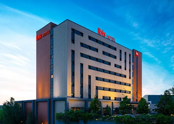 Ibis Airport Hotel 3*