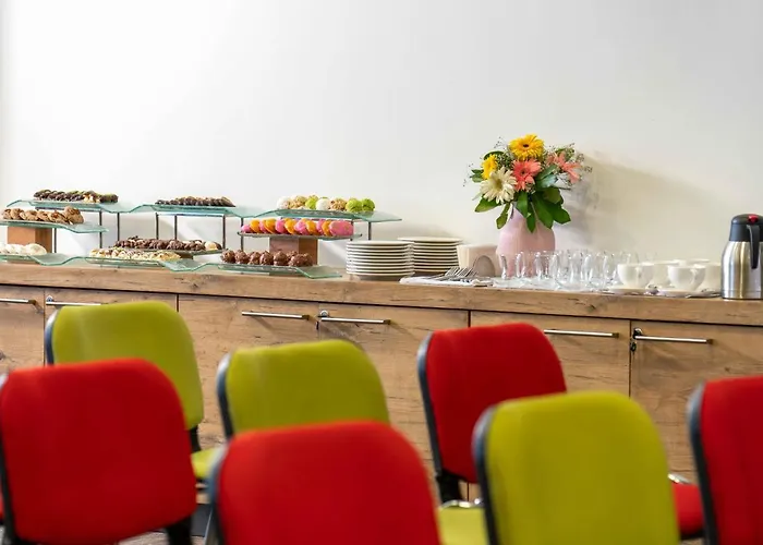 Отель Ibis Airport 3*