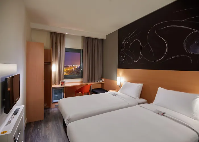 Hotel Ibis Airport 3*