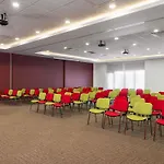 Ibis Airport 3*