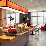 Ibis Airport 3*