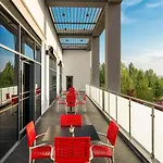 호텔 Ibis Airport 3*