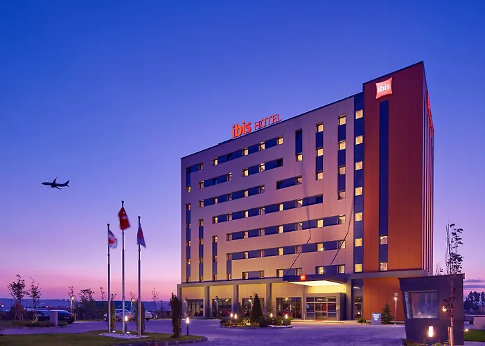 Ibis Airport 3*